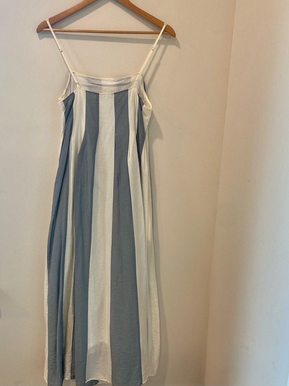 Madewell Striped Midi Dress - Picture 6 of 9